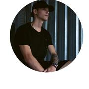 Soy una persona con muchas ganas de aprender y ganar experiencia enseñado y dando clases, soy muy extrovertido e intento adaptarme a todo tipo de situaciones para solucionarlas de la mejor forma